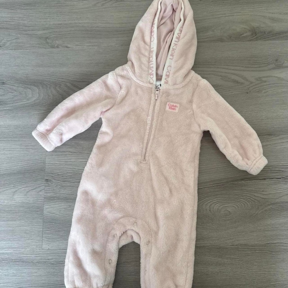 Calvin Klein Baby Girl Pink Plush Hooded Coverall 3-6M